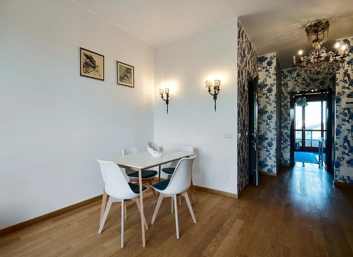 Apartment Casa Piccinni Milan