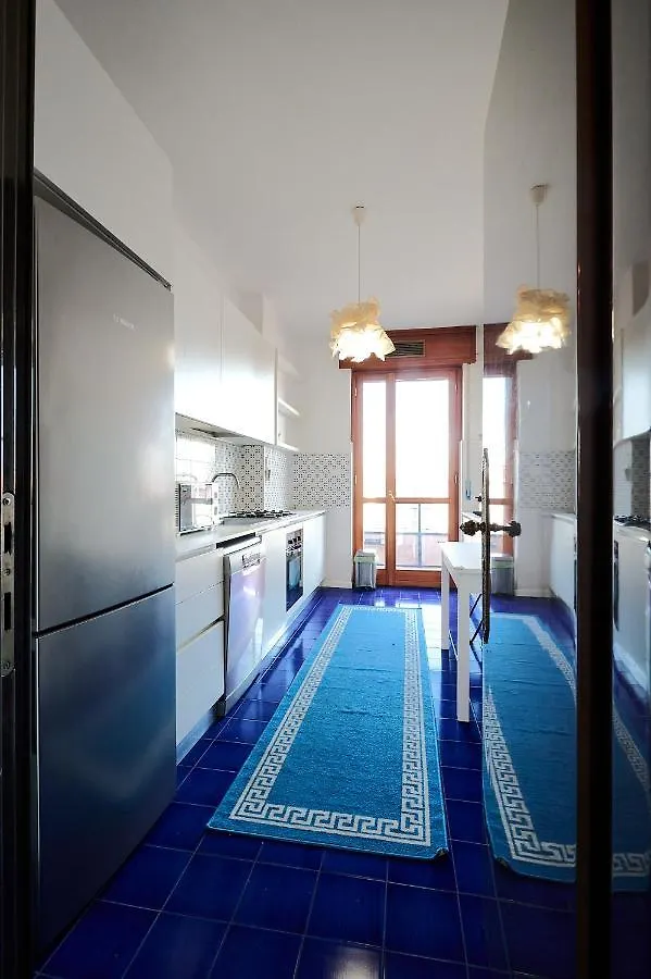 Casa Piccinni Milan 0*,  Italy