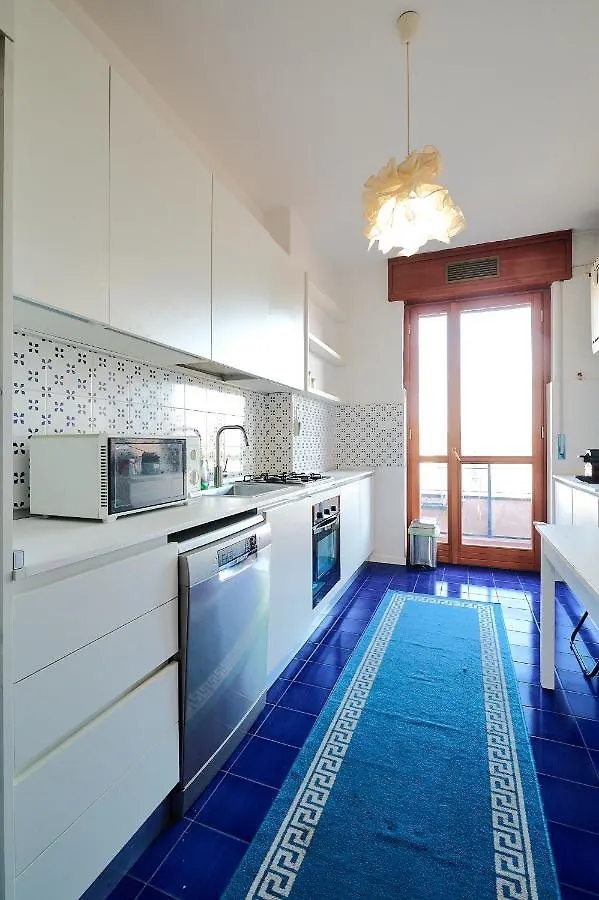 Apartment Casa Piccinni Milan